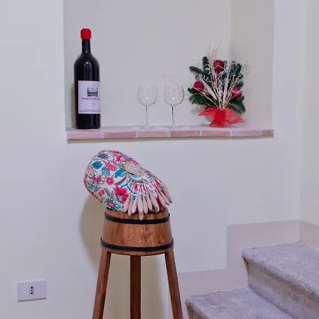 Alojamento de Acomodação e Pequeno-almoço Dimora Nel Borgo Offida